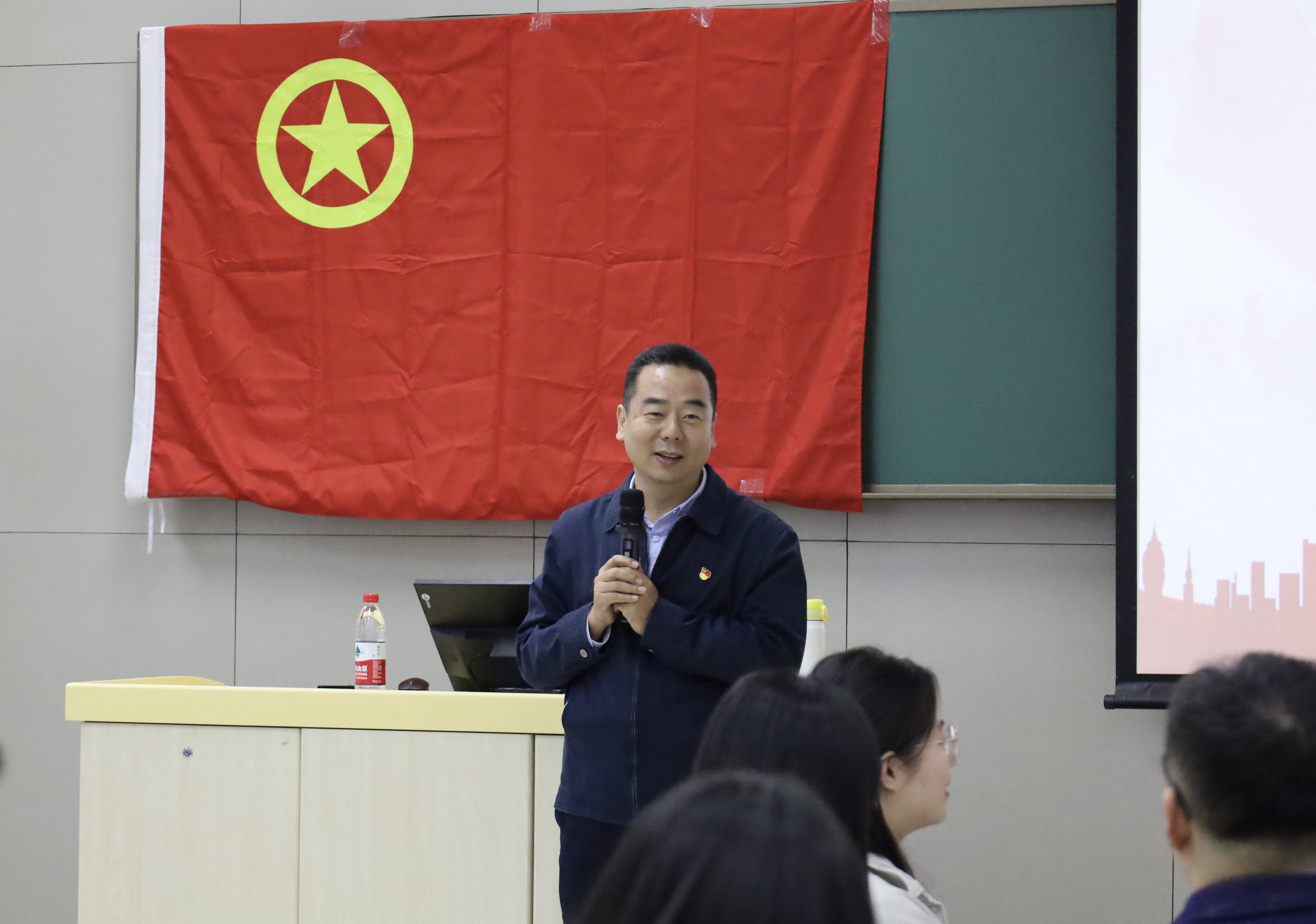 365英国上市公司