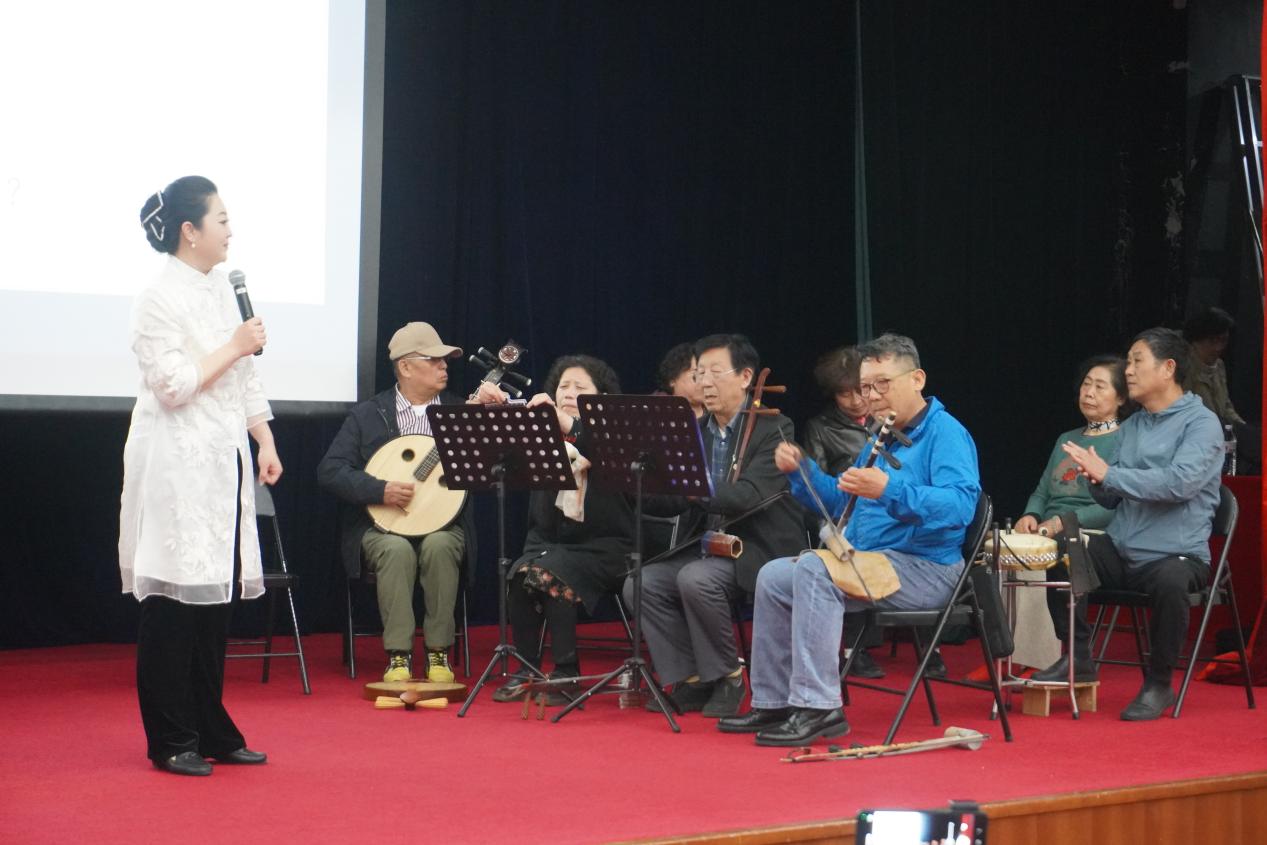 365英国上市公司