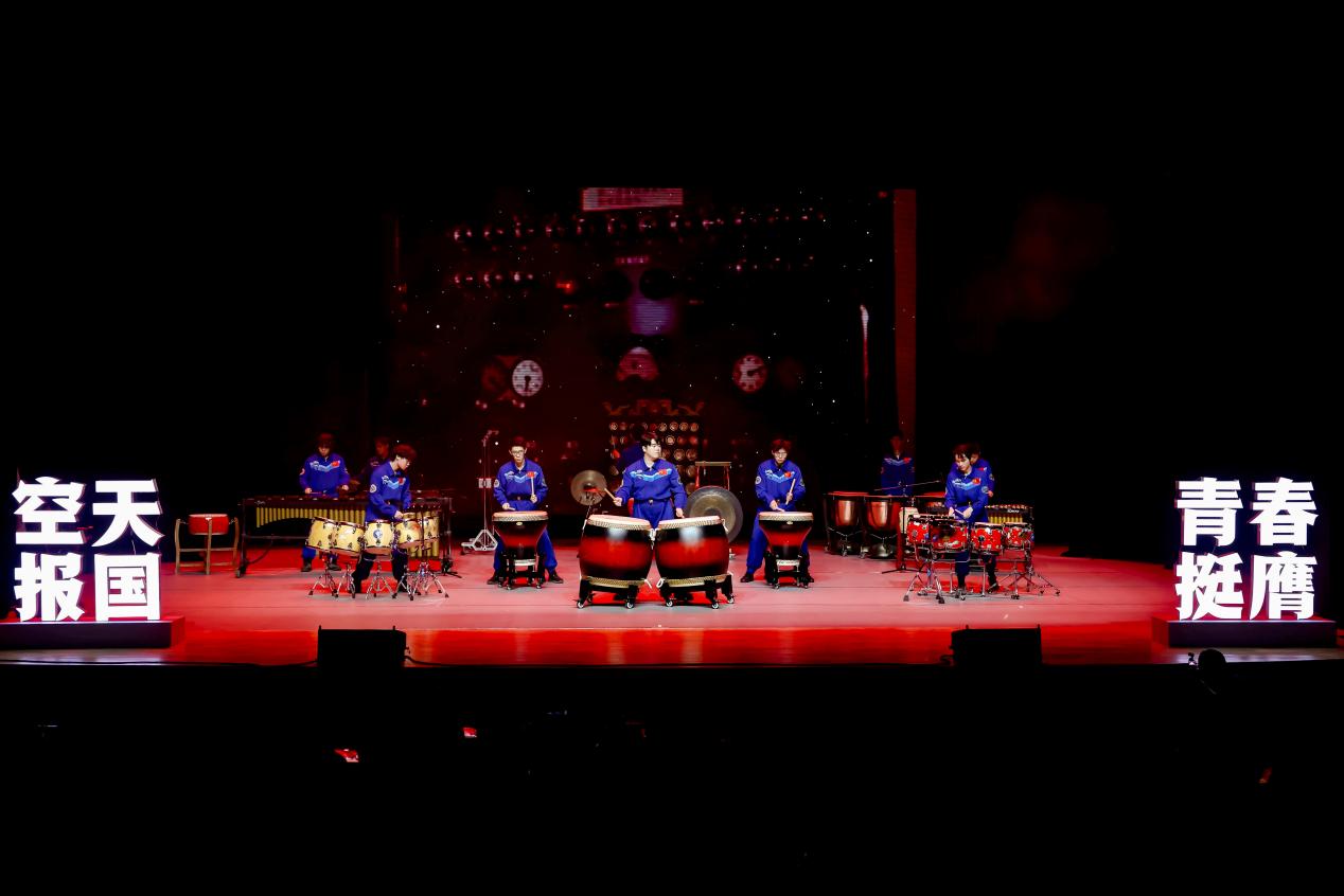 365英国上市公司