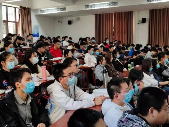 365英国上市公司