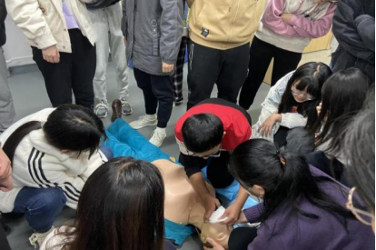 365英国上市公司