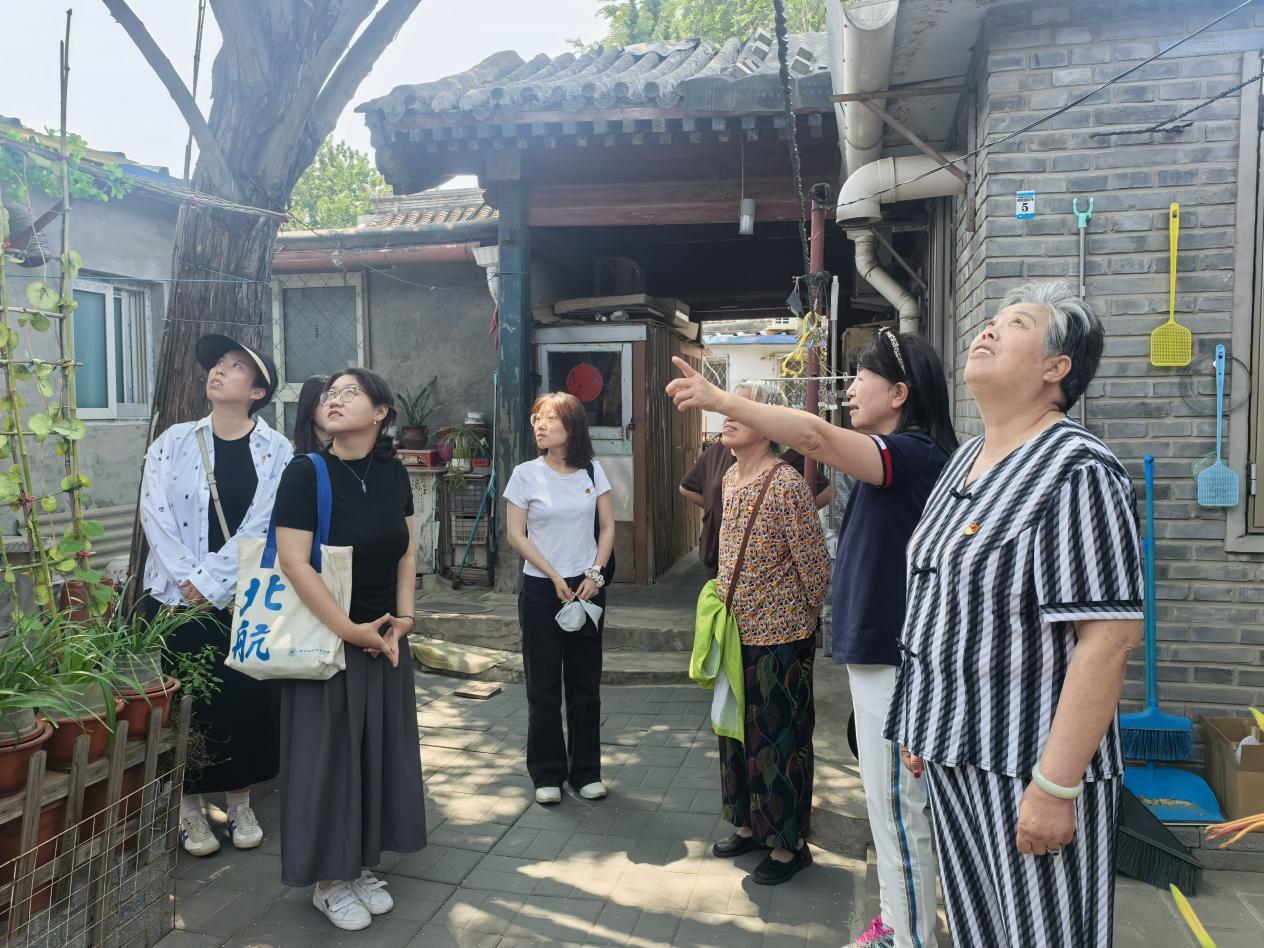 365英国上市公司