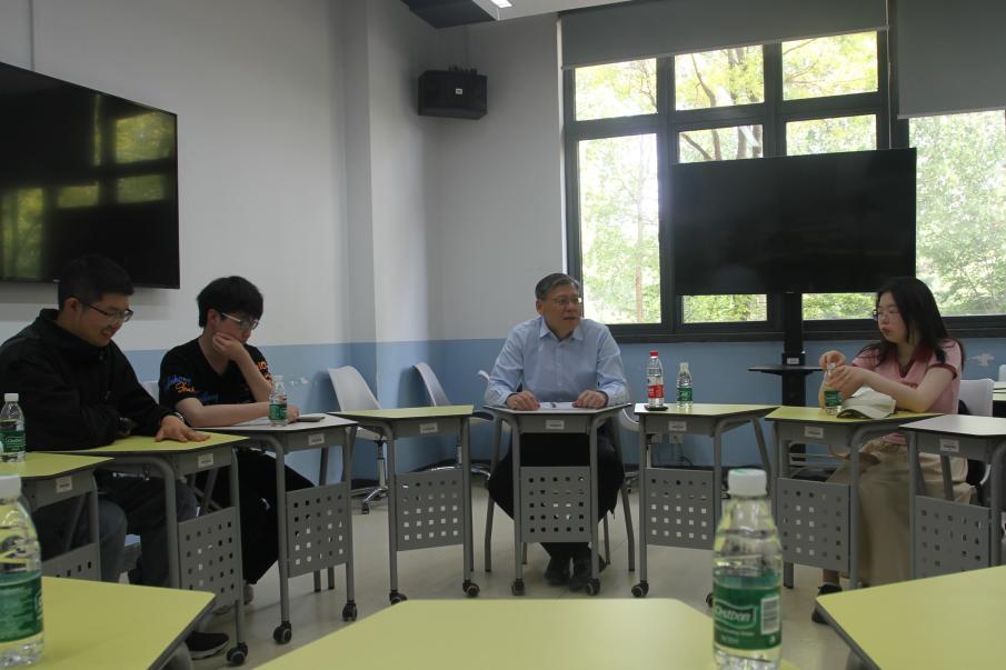 365英国上市公司