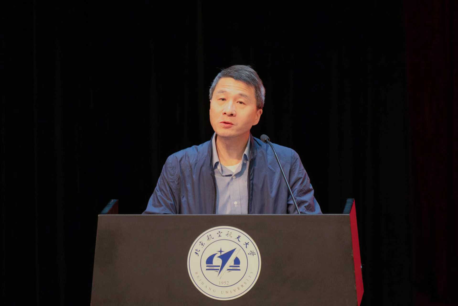 365英国上市公司