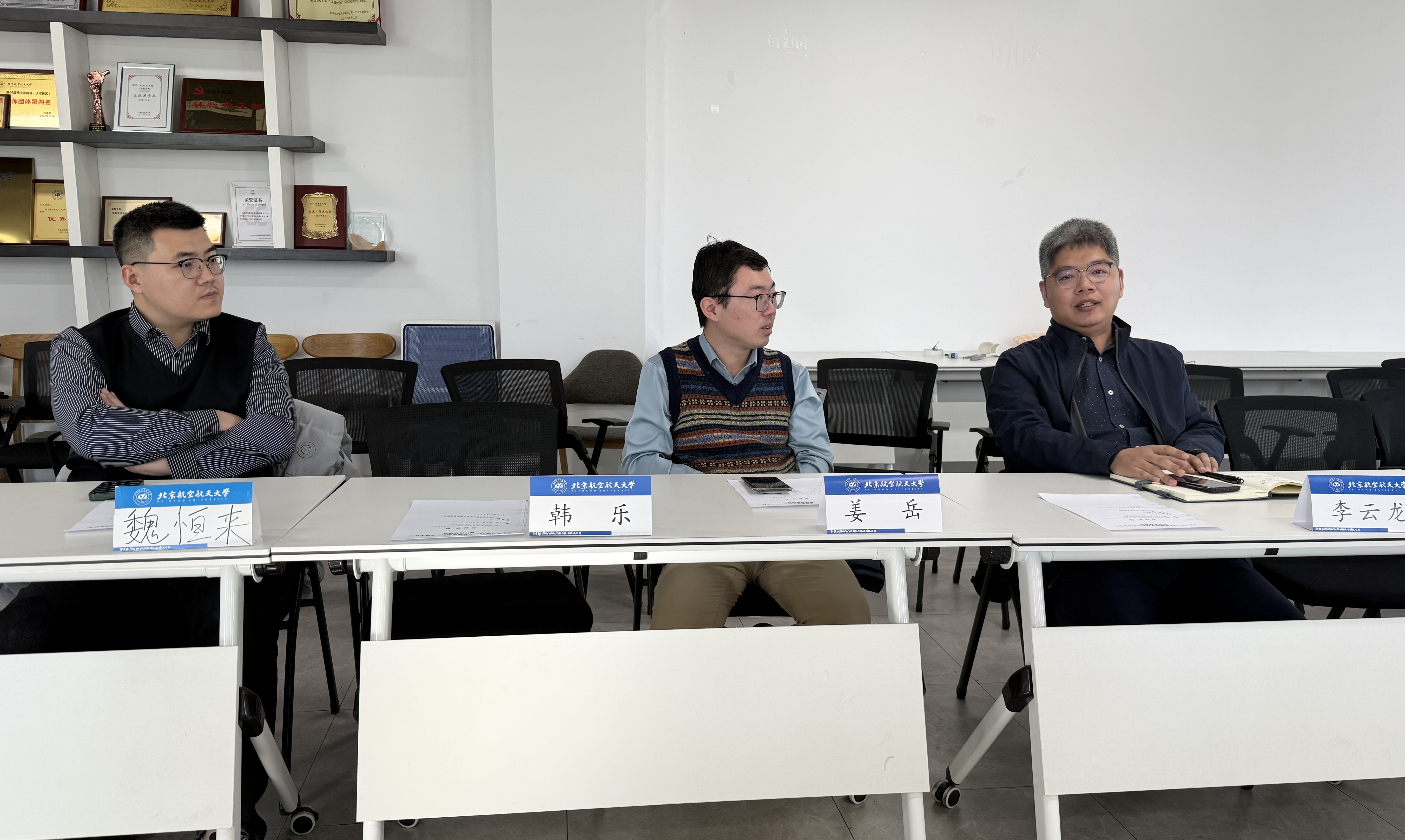 365英国上市公司