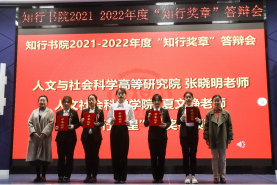 365英国上市公司