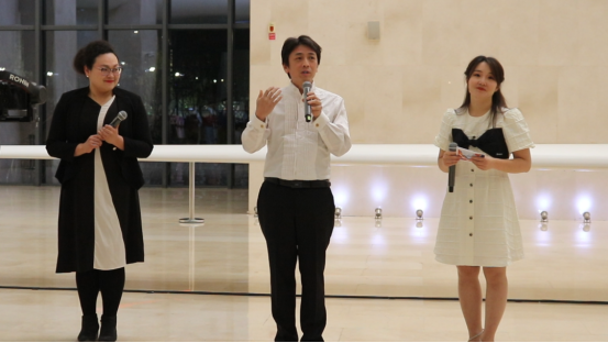 365英国上市公司