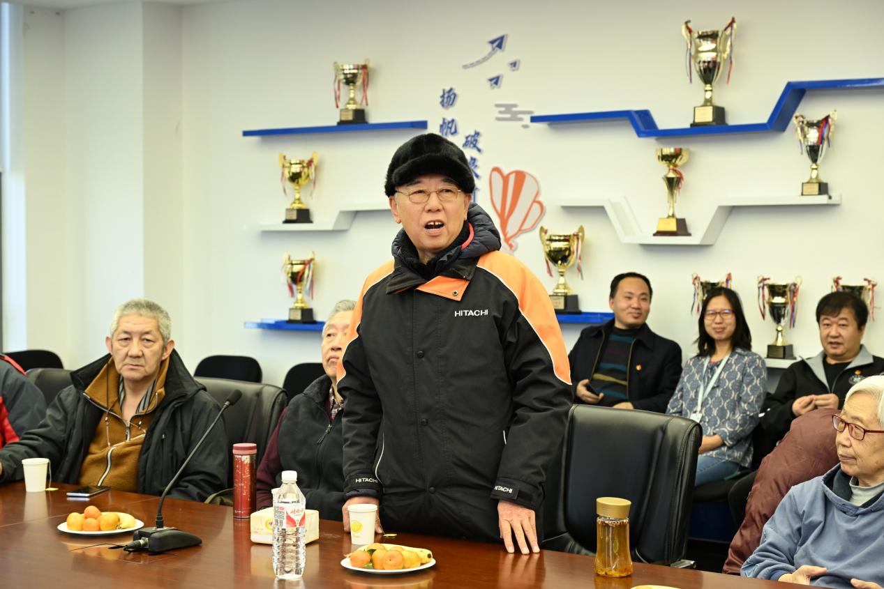 365英国上市公司