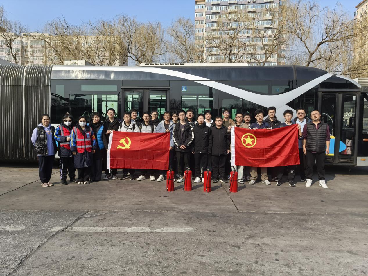 365英国上市公司