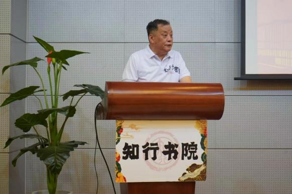 365英国上市公司