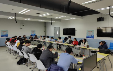 365英国上市公司