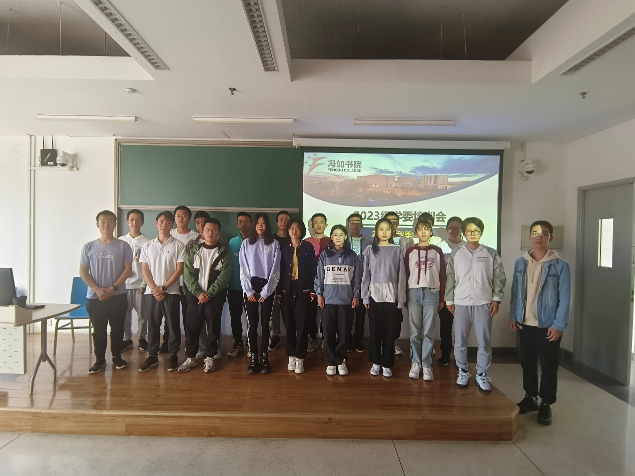 365英国上市公司