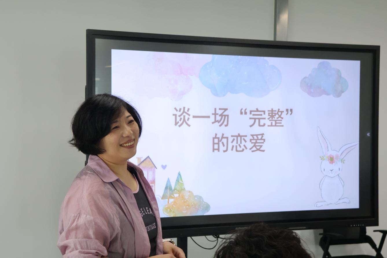 365英国上市公司