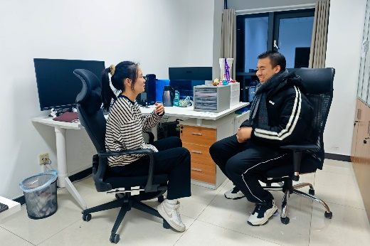 365英国上市公司