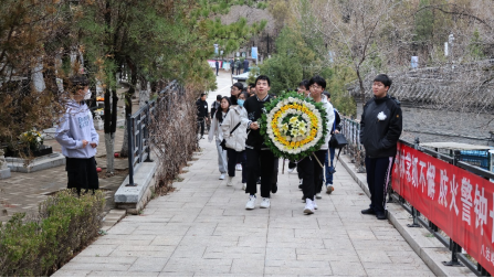 365英国上市公司