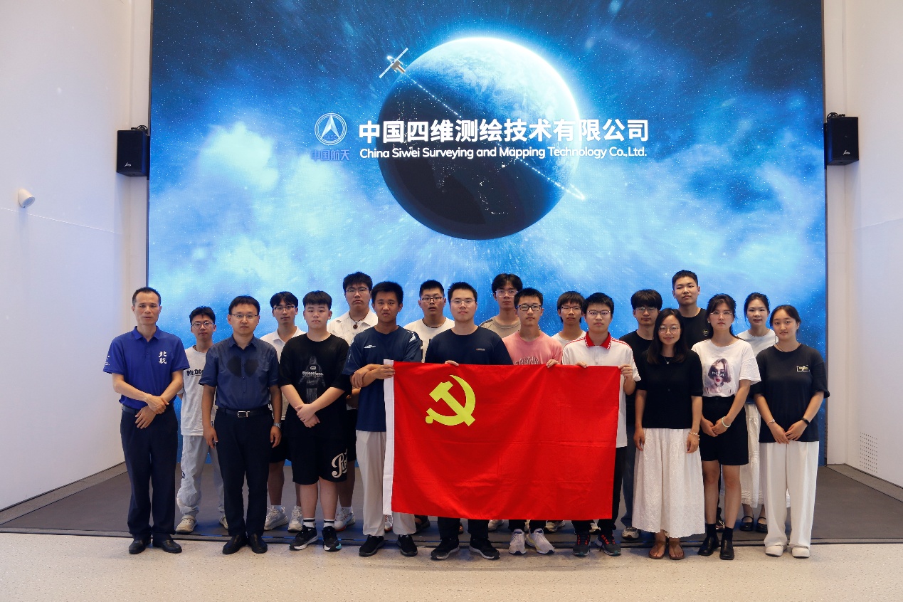 365英国上市公司