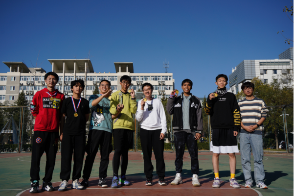 365英国上市公司