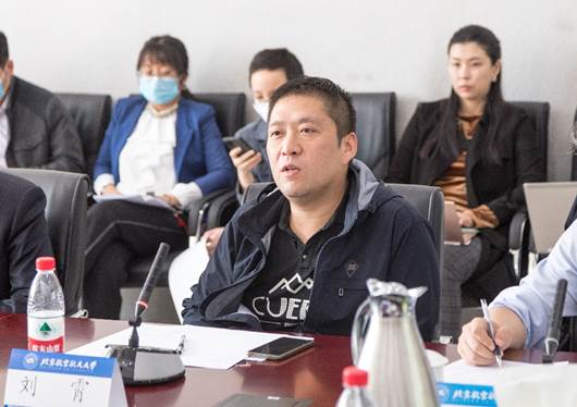 365英国上市公司