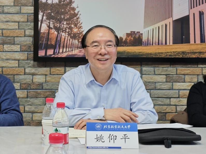 365英国上市公司