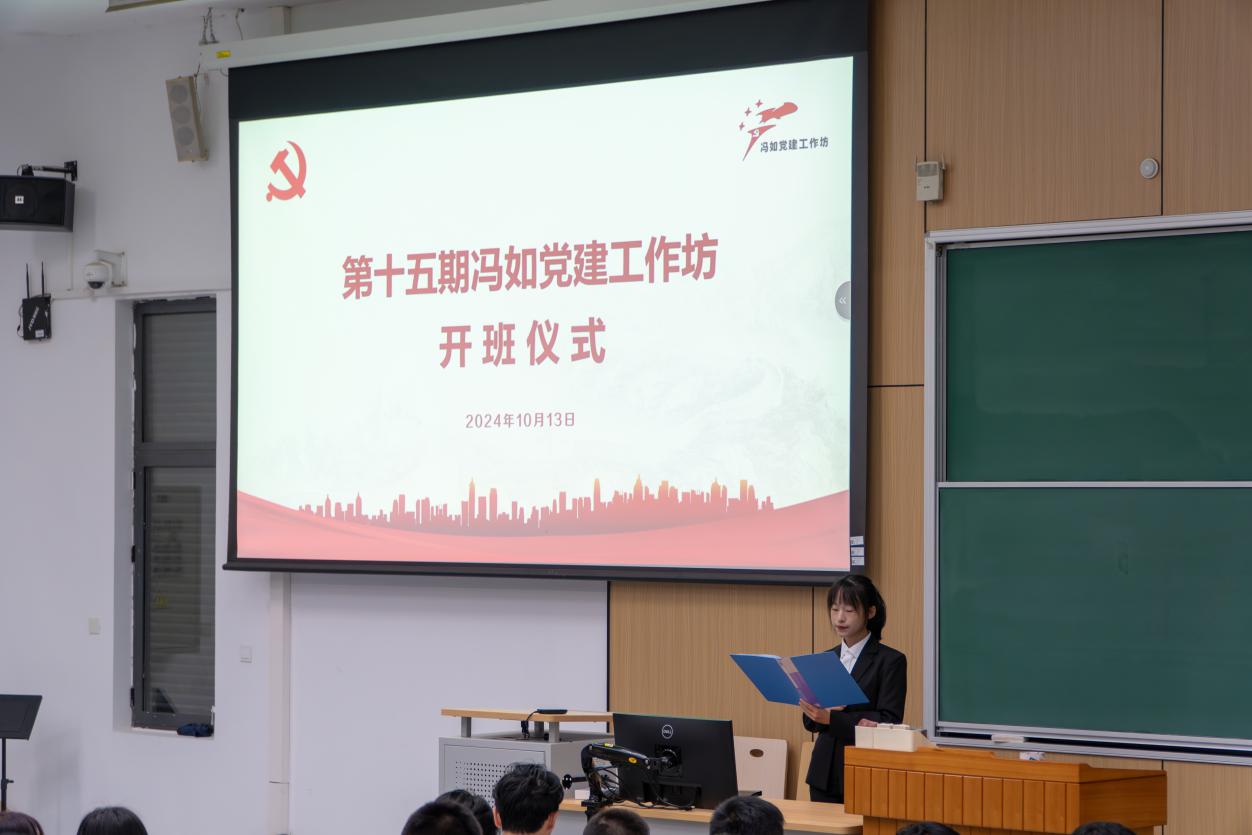 365英国上市公司