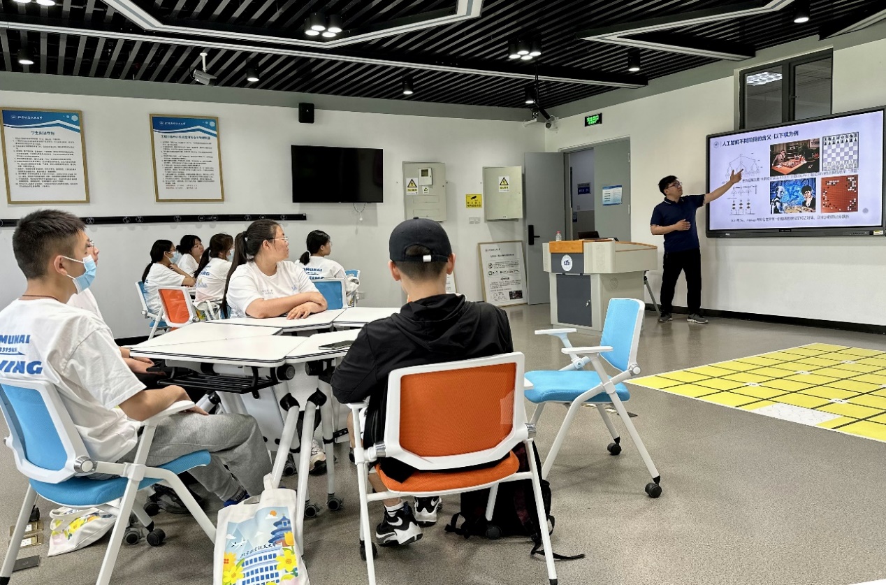 365英国上市公司