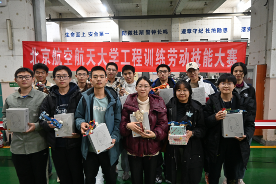 365英国上市公司