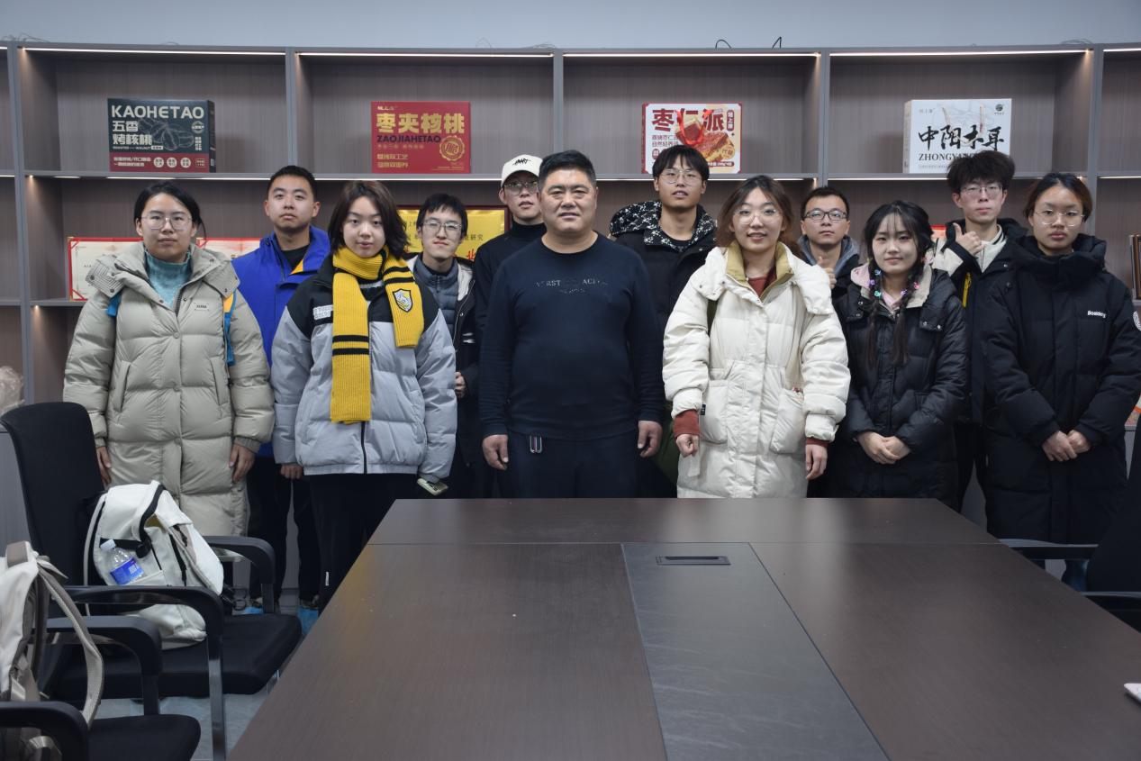 365英国上市公司