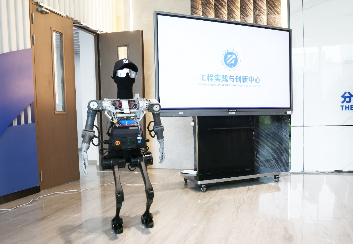 365英国上市公司