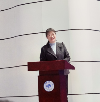 365英国上市公司