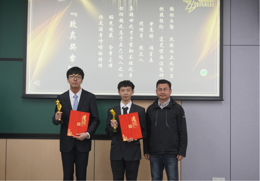 365英国上市公司