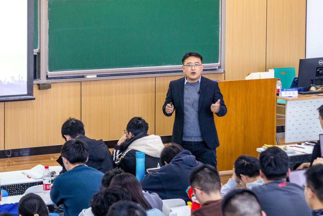 365英国上市公司