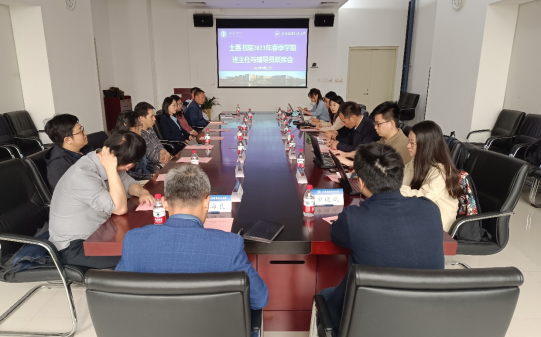 365英国上市公司