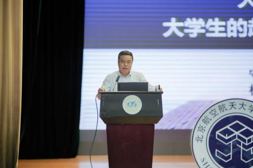 365英国上市公司